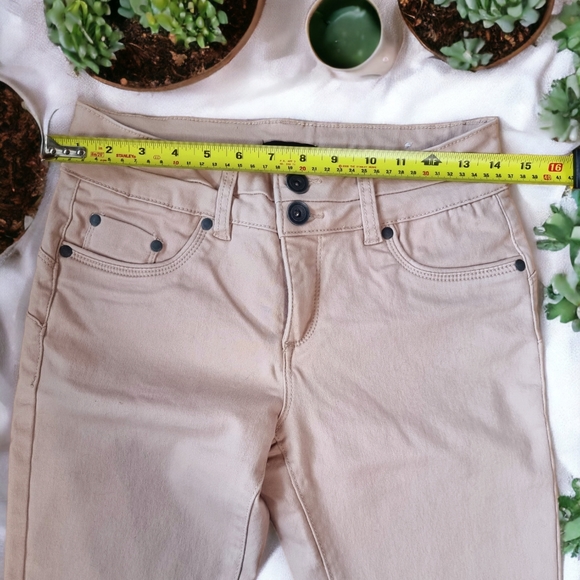 Suko Jeans Lift, Slim & Shape Form Fitting Cropped Pants - Picture 3 of 8